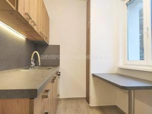 Pronájem bytu 1+1, Zlín, 32 m2