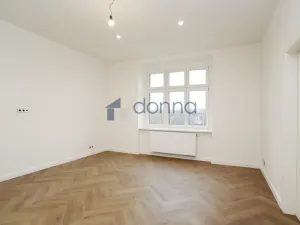 Pronájem bytu 3+kk, Praha, Sokolovská, 95 m2