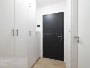 Pronájem bytu 2+kk, Brno, Auerswaldova, 51 m2