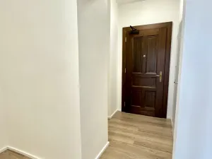 Pronájem bytu 2+kk, Praha - Libeň, U skládky, 47 m2