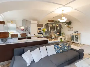 Prodej rodinného domu, Bžany, 240 m2