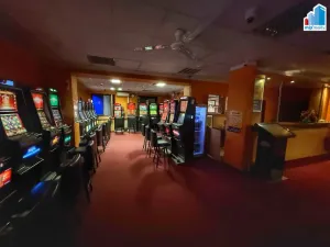 Pronájem obchodního prostoru, Plzeň, Slovanská, 110 m2