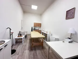 Pronájem obchodního prostoru, Nový Jičín, Gen. Hlaďo, 16 m2