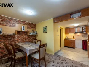 Prodej rodinného domu, Újezd, 217 m2