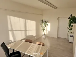 Pronájem kanceláře, Brno, Husova, 69 m2