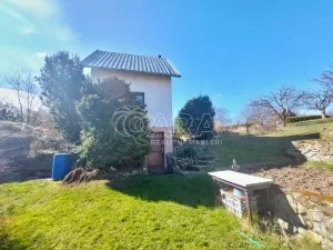Pronájem chaty, Kralupy nad Vltavou, U Studánky, 26 m2
