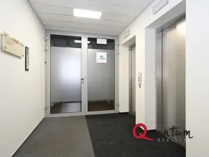 Pronájem kanceláře, Praha - Vinohrady, Šafaříkova, 86 m2