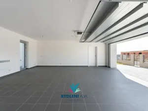 Prodej rodinného domu, Dubí, V Aleji, 206 m2