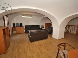 Pronájem rodinného domu, Březina, 285 m2