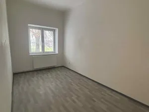 Pronájem bytu 3+1, Ostrava, Kosmova, 83 m2