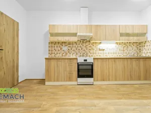 Pronájem bytu 2+1, Náchod, 63 m2