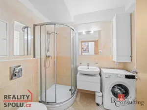 Prodej bytu 1+kk, Praha - Modřany, Komořanská, 37 m2