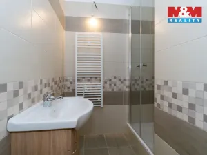 Prodej bytu 2+kk, Pardubice, K Polabinám, 43 m2