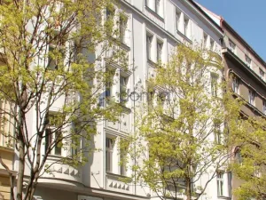 Pronájem bytu 3+kk, Praha, Laubova, 109 m2