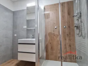 Pronájem bytu 2+1, Krnov - Pod Cvilínem, SPC H, 50 m2