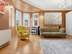 Prodej bytu 4+1, Karlovy Vary, Ondříčkova, 87 m2