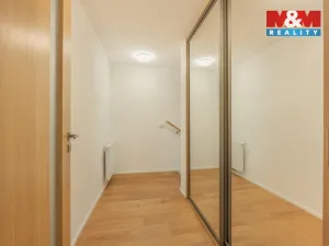 Prodej rodinného domu, Praha - Libuš, V Hrobech, 279 m2