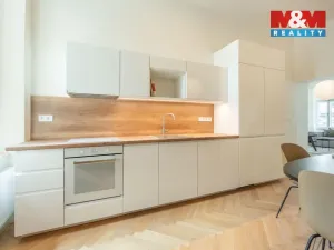 Prodej bytu 3+1, Praha - Vinohrady, Balbínova, 96 m2
