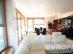 Prodej bytu 4+kk, Praha - Jinonice, Vacínovská, 117 m2