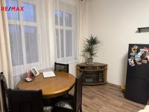 Pronájem bytu 3+kk, Karlovy Vary - Dvory, Chebská, 60 m2