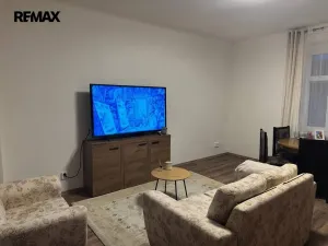 Pronájem bytu 3+kk, Karlovy Vary - Dvory, Chebská, 60 m2