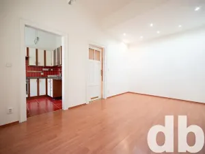 Pronájem bytu 3+1, Praha - Vinohrady, Bělehradská, 100 m2