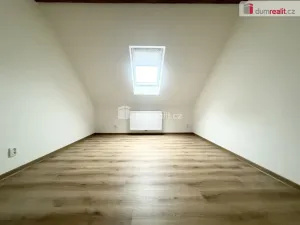 Pronájem bytu 4+1, Ústí nad Labem - Všebořice, Zahradní, 128 m2