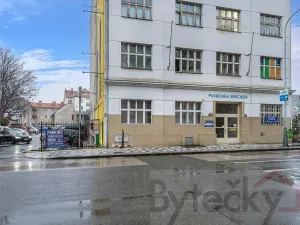 Pronájem ordinace, Praha - Smíchov, Stroupežnického, 84 m2