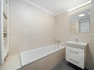 Pronájem bytu 2+kk, Praha - Chodov, Líbalova, 54 m2