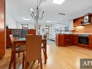 Prodej obchodního prostoru, Uherský Brod, Masarykovo nám., 275 m2