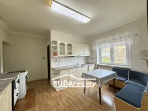 Prodej vícegeneračního domu, Žlutava, 355 m2