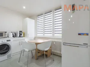 Pronájem bytu 2+1, Klášterec nad Ohří - Miřetice u Klášterce nad Ohří, Pionýrů, 59 m2