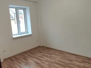 Pronájem bytu 3+kk, Luby, Revoluční, 56 m2