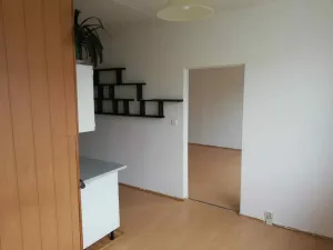 Prodej bytu 3+1, Chomutov, Komenského, 77 m2