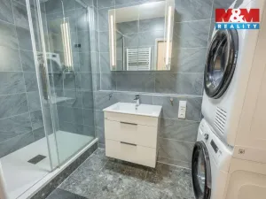 Prodej bytu 3+1, Praha - Hlubočepy, Gabinova, 69 m2