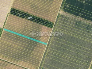 Prodej pole, Troubky, 33891 m2