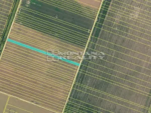 Prodej pole, Troubky, 33891 m2