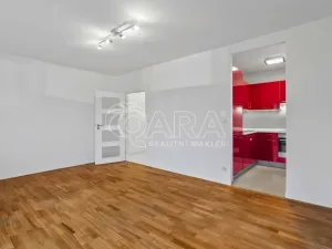 Pronájem bytu 3+kk, Praha - Záběhlice, Bělčická, 54 m2