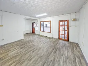 Pronájem obchodního prostoru, Pardubice - Zelené Předměstí, Jana Palacha, 31 m2