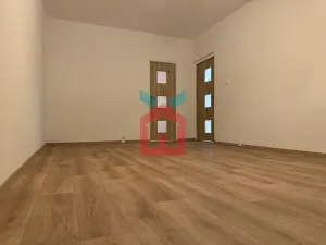 Prodej bytu 3+1, Karlovy Vary - Rybáře, Severní, 85 m2