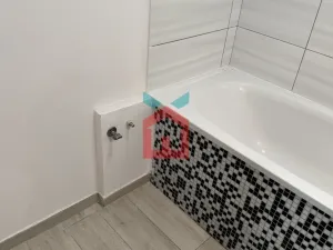 Prodej bytu 3+1, Karlovy Vary - Rybáře, Severní, 85 m2