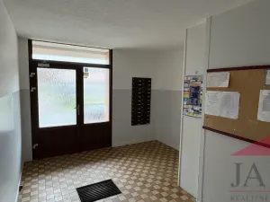 Prodej bytu 3+1, Sušice - Sušice II, Volšovská, 78 m2