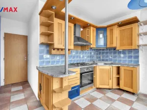 Prodej bytu 2+1, Hradec Králové - Věkoše, Na Zahrádkách, 67 m2