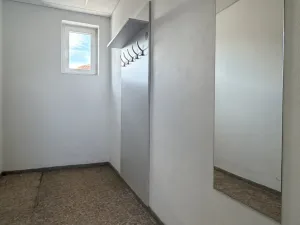 Pronájem obchodního prostoru, Varnsdorf, Kmochova, 450 m2