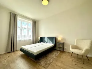 Pronájem bytu 3+kk, Praha, Zenklova, 58 m2