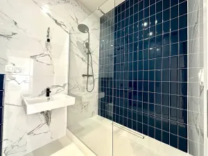 Pronájem bytu 3+kk, Praha, Zenklova, 58 m2