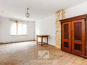 Prodej rodinného domu, Černov, 242 m2