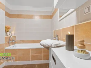Pronájem bytu 3+kk, Náchod, Bartoňova, 82 m2