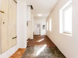 Prodej bytu 4+kk, Černov, 95 m2