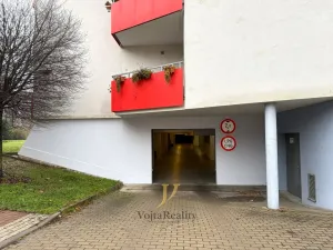 Pronájem garáže, Olomouc, gen. Píky, 12 m2